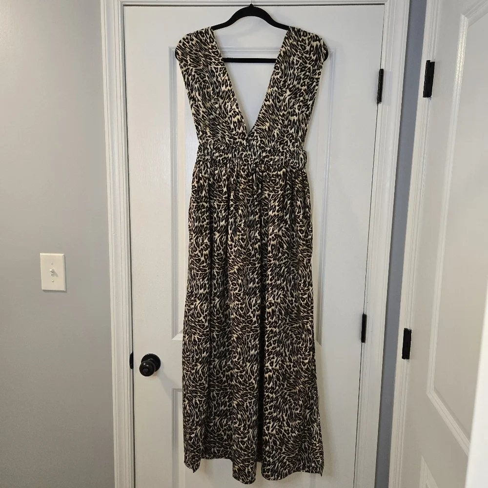 AMERICA & BEYOND Leopard Print Maxi Dress / Coverup With Stretch Waist Size Smal